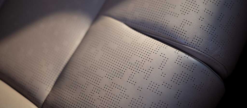 A close-up of the Enlighten theme Opulence Leather seating surfaces in a 2027 Lincoln Navigator® Black Label™ model