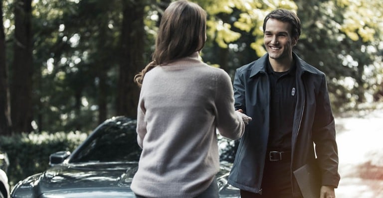 Schedule Lincoln Pickup and Delivery through Lincoln Way App