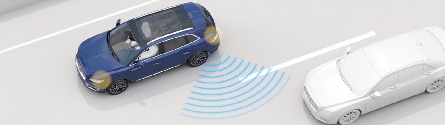 Lincoln animation of how the Blind Spot Detection with Cross traffic Alert feature works