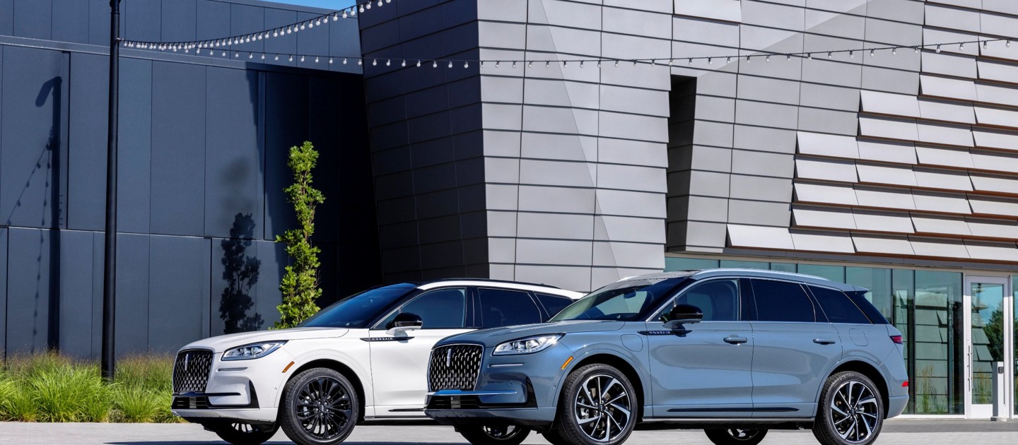 Lincoln Plug In Hybrid Electric Vehicles Performance With