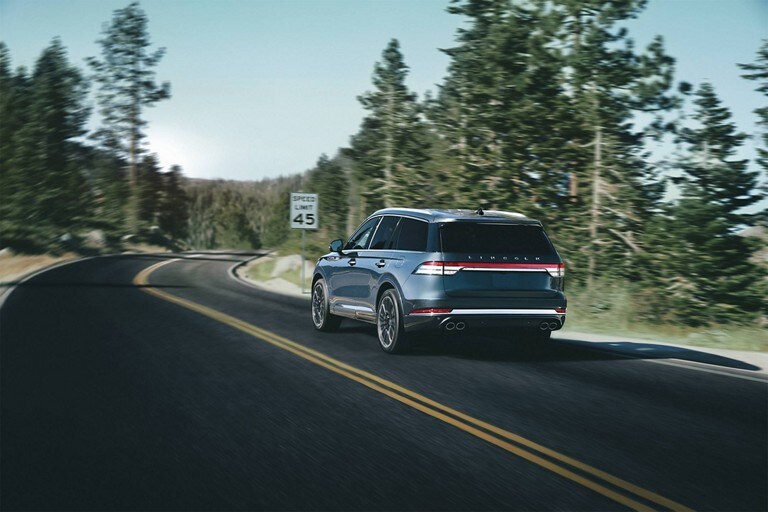 2023 Lincoln Aviator® equipped with the Class 4 Trailer Tow Package