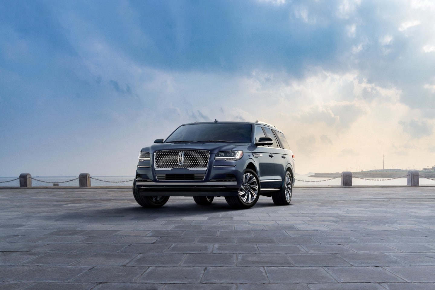 The Lincoln Canada Navigator