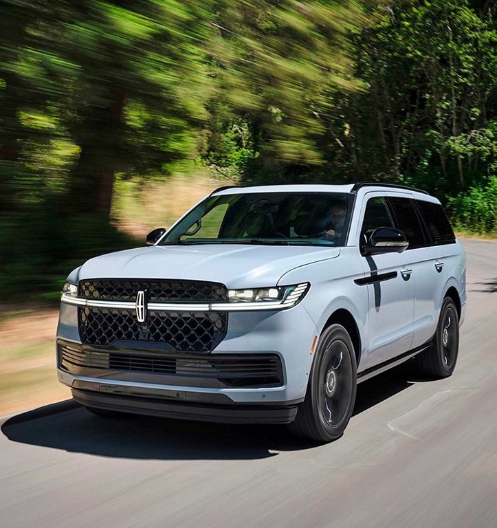2026 Lincoln Navigator® vehicle shown here
