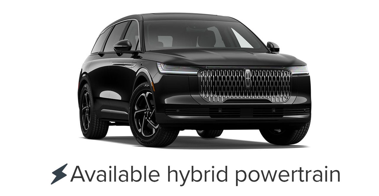 The 2027 Lincoln Nautilus® in Infinite Black exterior colour