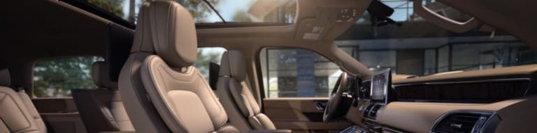 2018 Lincoln Navigator Interior in Cappuccino 