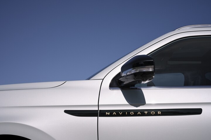 Exterior copper-coloured elements of the Atmospheric theme.