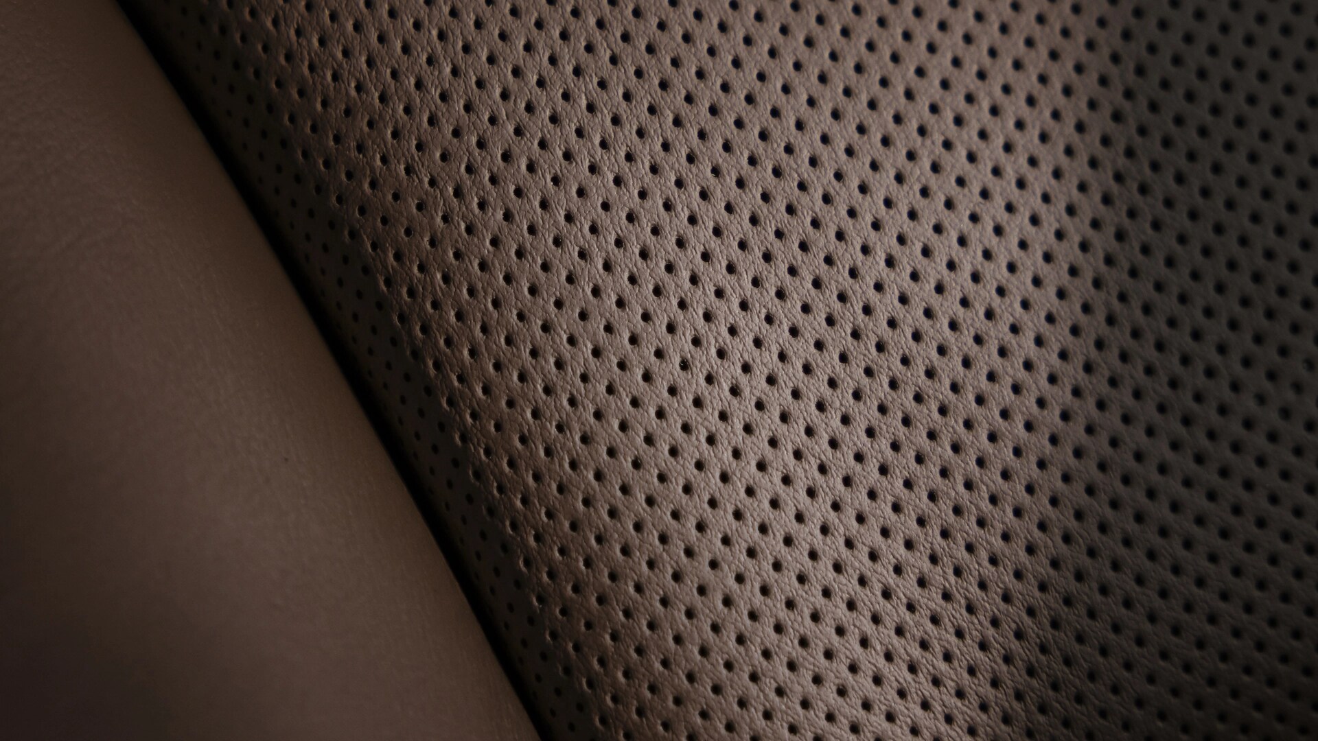 The leather-trimmed seats of a 2026 Lincoln Aviator Reserve model
