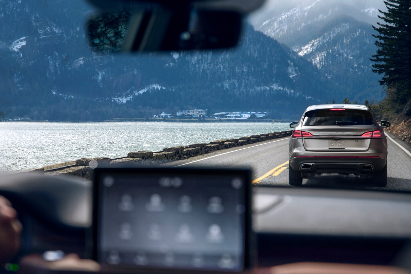 2024 Lincoln Aviator SUV Technology Features