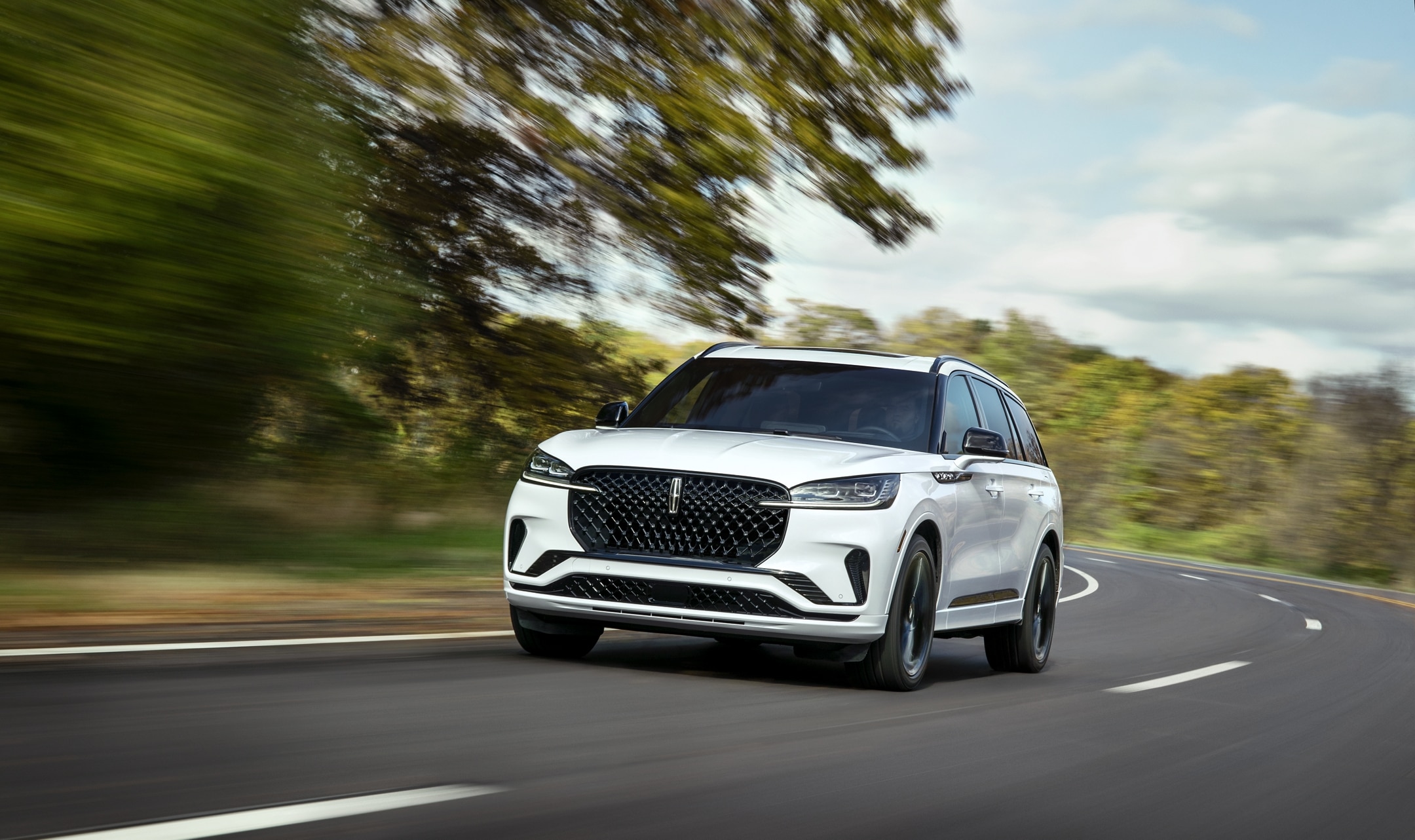 Introducing The New 2025 Lincoln Aviator Three-Row Midsize Luxury SUV