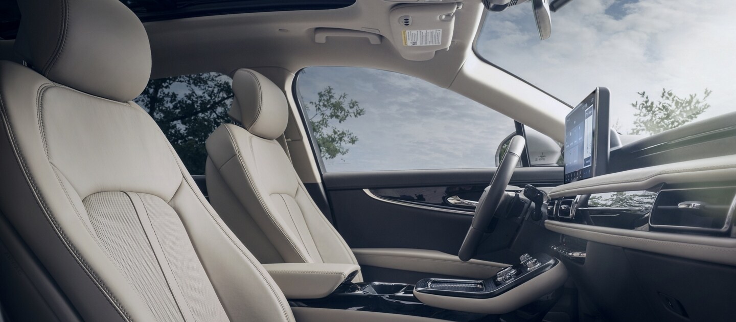 A cutaway side view of the 2023 Lincoln Nautilus SUV shows the available Ultra Comfort front seats
