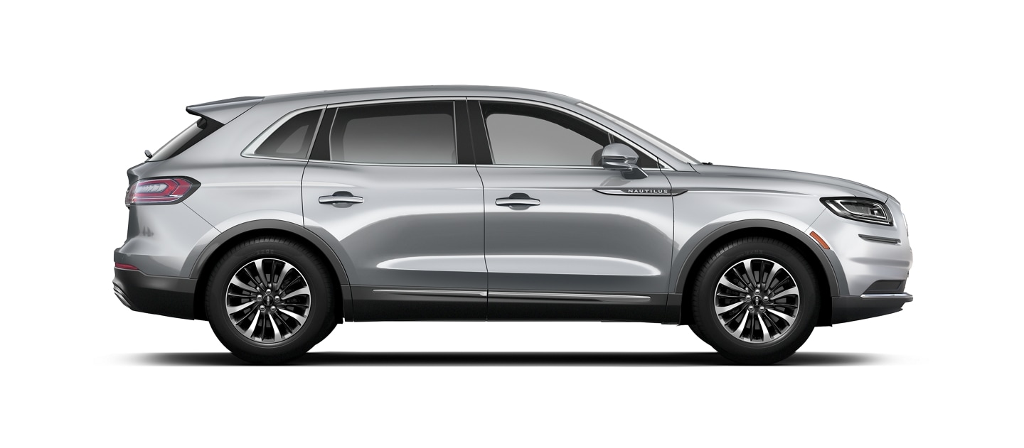 The exterior of the 2023 Lincoln Nautilus SUV Reserve model is shown in the Silver Radiance colour