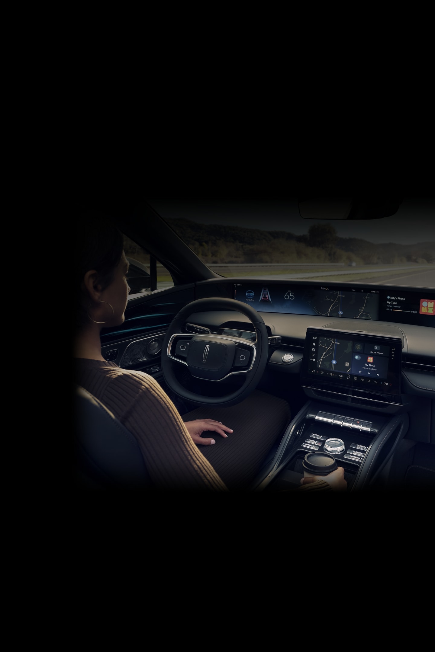 A woman using the BlueCruise technology in the 2025 Lincoln Nautilus