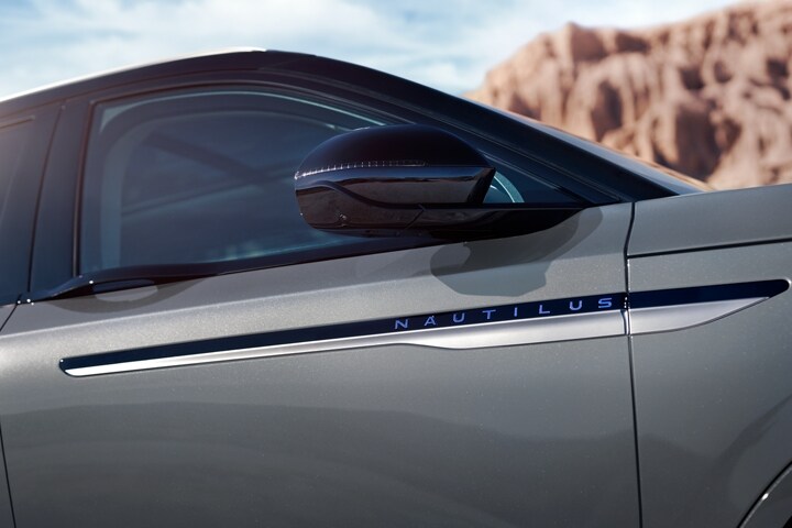 The fold in sideview mirrors of a 2026 Lincoln Nautilus