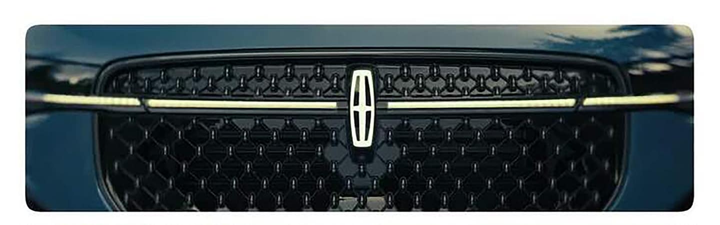 The crystal-inspired volume dial in a 2026 Lincoln Nautilus SUV sparkles with brilliance