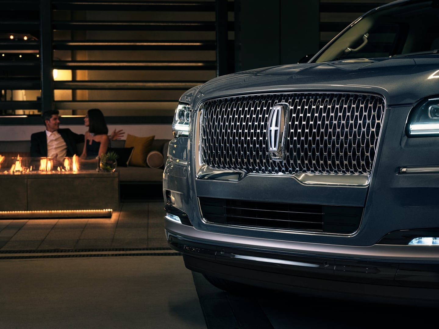 Available illuminated Lincoln Star on the Reserve grille makes a bright statement framed with LED headlamps