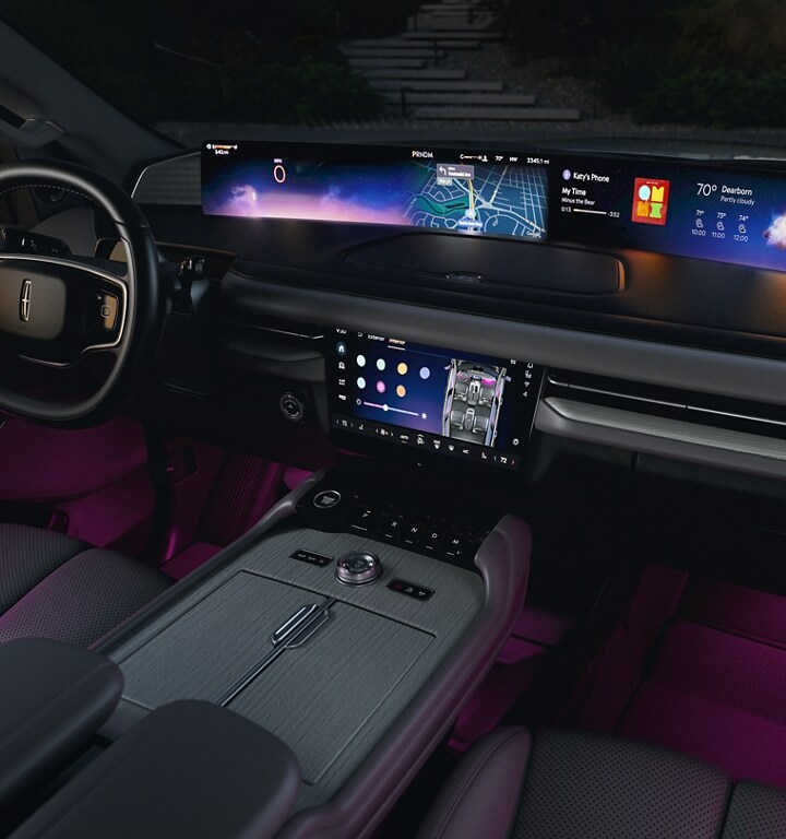 The interior of a 2025 Lincoln Navigator® with Ambient lighting