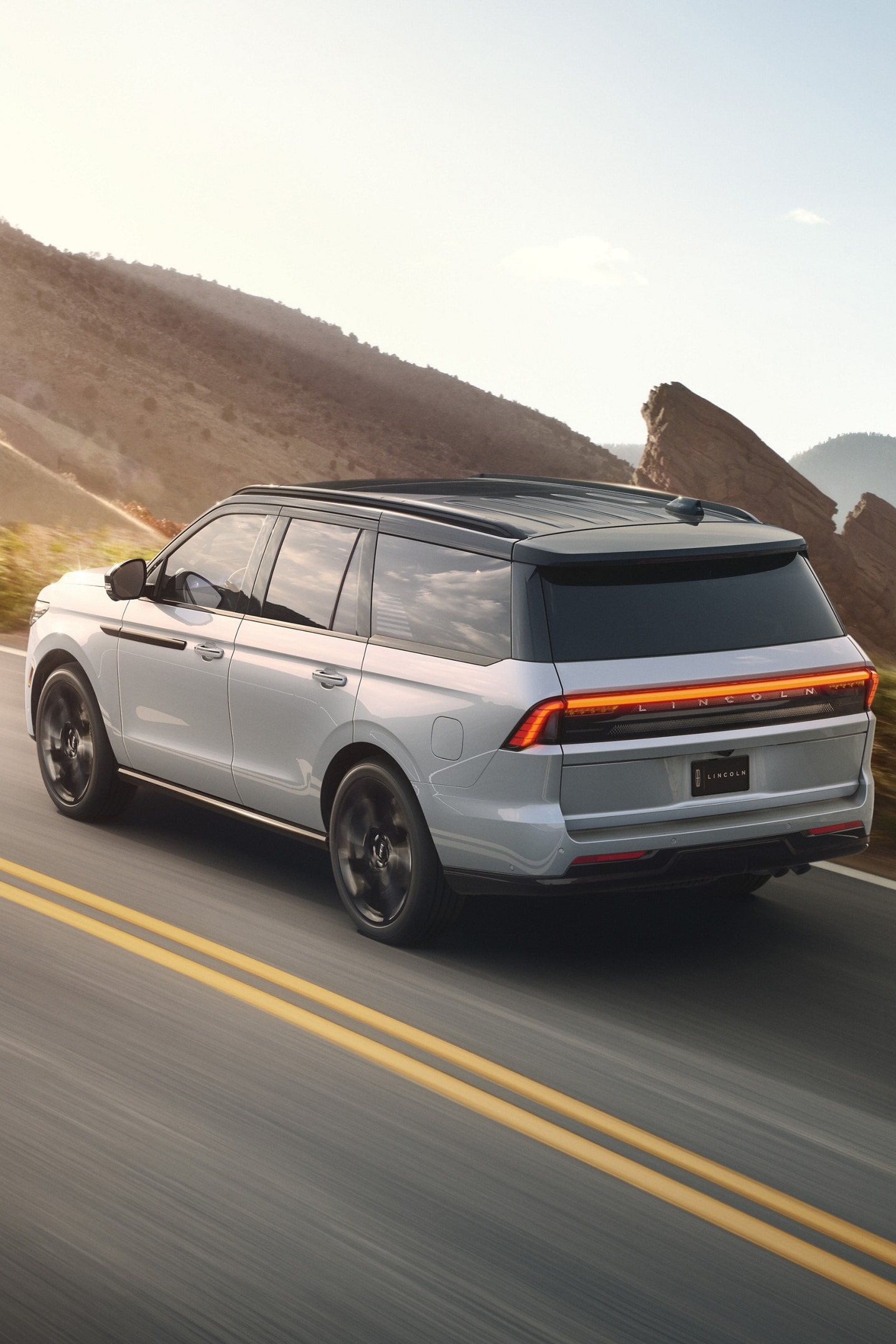 2025 Lincoln Black Label Navigator® model with available Black Label Special Edition package