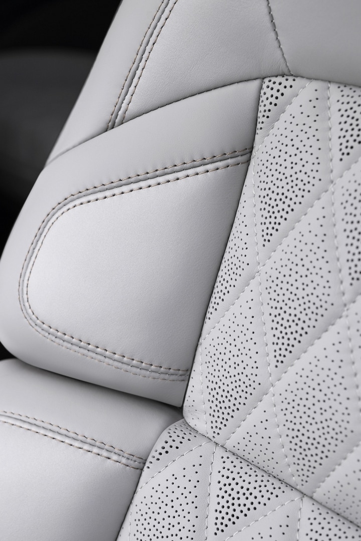 The front seats of the Atmospheric theme